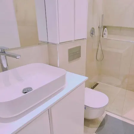 Mezarina 1 Ajía Nápa