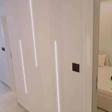 Mezarina 1 Ajia Napa
